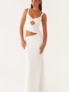 Amazon White Cutout Maxi Dress (Never worn)